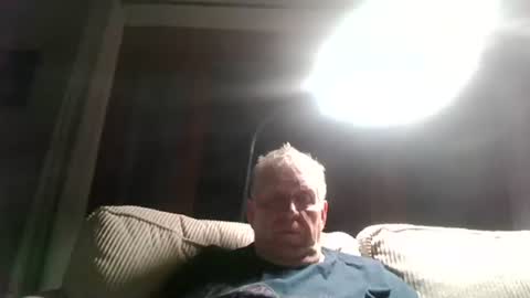 joeislookingyouto online show from June 30, 3:40 am