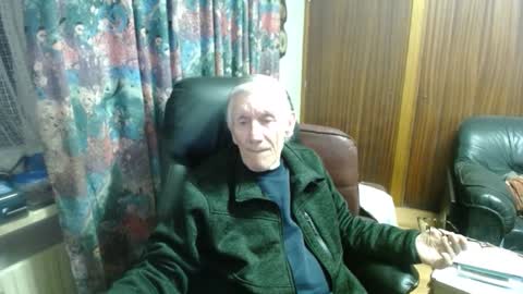 johan7 heet online show from December 25, 7:34 pm