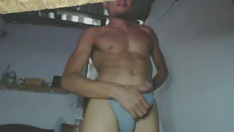 johantorres19 online show from January 30, 2:38 am