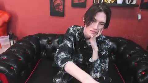 john__strong online show from June 13, 3:43 pm