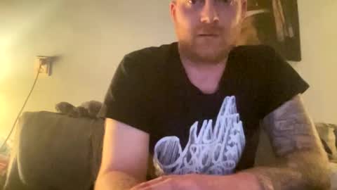 johnny online show from April 9, 6:25 pm