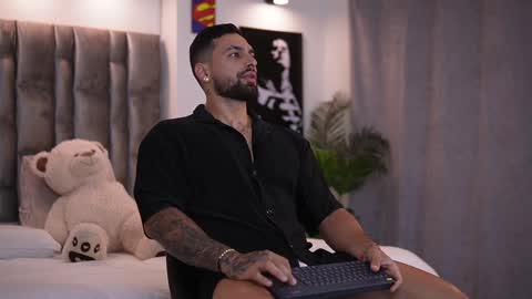 john online show from January 20, 10:26 pm