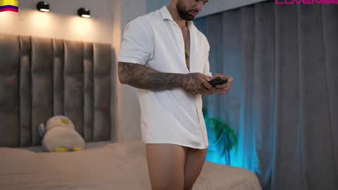 john online show from March 6, 11:40 am