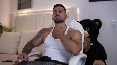 john online show from December 14, 1:16 pm