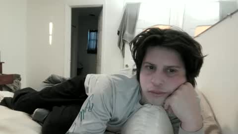 johnjohn online show from January 9, 12:41 pm