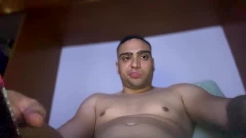 Snapshot of johnjow10 chatting on January 13, 10:58 am JOHN online show from January 13, 10:58 am