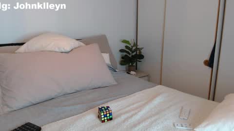 john online show from April 6, 7:03 pm