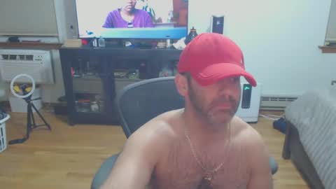 Snapshot of johnmichael69926687 chatting on September 29, 3:38 am ItalianStallion69 online show from September 29, 3:38 am