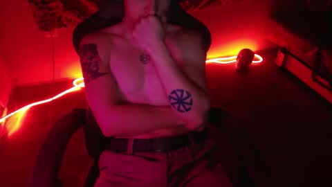 Johnny online show from November 15, 4:03 am