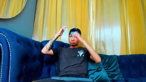johnnystoorm online show from October 21, 7:39 pm