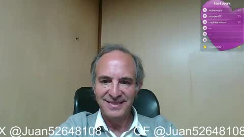Snapshot of johnq_23 chatting on October 30, 3:57 pm John online show from October 30, 3:57 pm