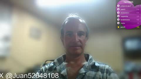 Snapshot of johnq_23 chatting on February 4, 4:39 pm John online show from February 4, 4:39 pm