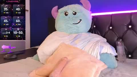 Chris online show from September 14, 12:12 am