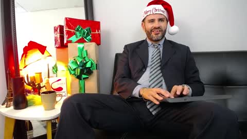 Snapshot of jonas_beard1 chatting on December 24, 1:28 pm  JONAS BEARD  online show from December 24, 1:28 pm