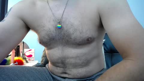 Snapshot of jonas_beard1 chatting on December 5, 8:02 pm  JONAS BEARD  online show from December 5, 8:02 pm