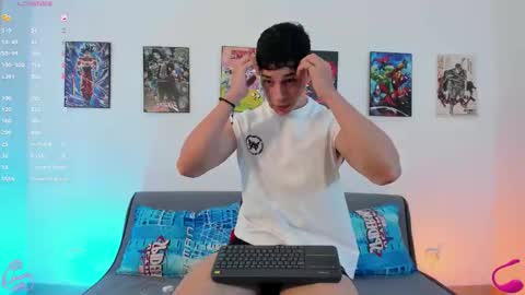 Instagram jonathanfit14 online show from February 18, 8:50 pm