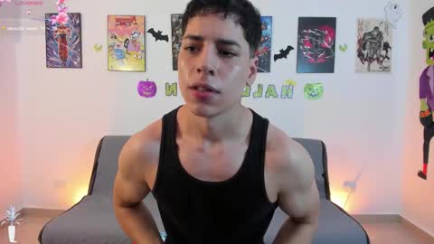 Snapshot of jonathanjoestar_ chatting on October 24, 8:54 pm Instagram jonathanfit14 online show from October 24, 8:54 pm
