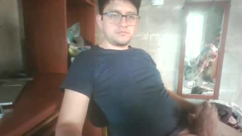 jorgefire0001 online show from November 26, 7:39 pm