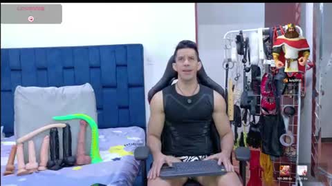 jose_rumbero91 online show from July 8, 11:58 am