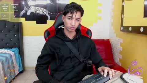jose_sexycumm online show from December 14, 6:48 pm
