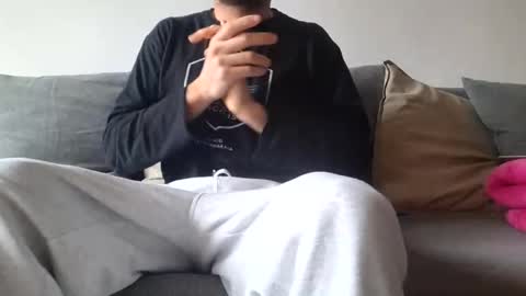 Js online show from February 13, 9:26 am