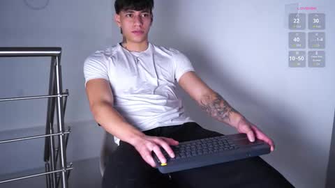 Josep online show from November 22, 11:48 pm