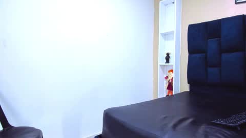 Joseph Gonzalez online show from December 17, 3:25 am