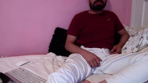 josephs1990 online show from March 11, 5:05 am