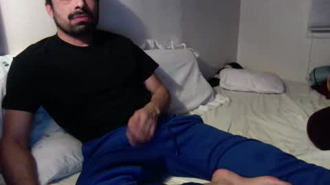 josephs1990 online show from January 2, 6:40 am