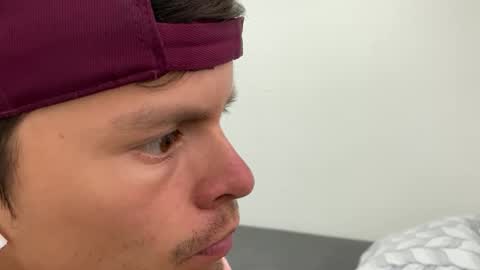 Nicolas online show from February 25, 9:24 pm