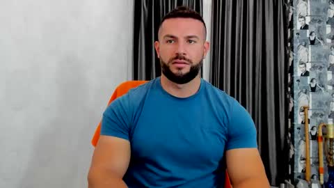 joshuamuscle69 online show from November 1, 7:34 am