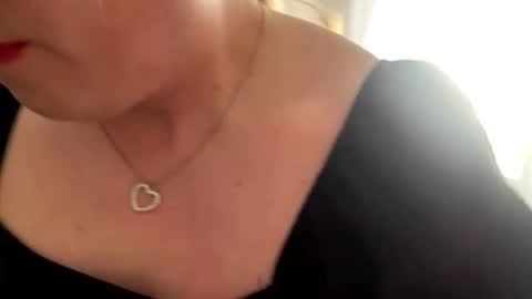 joujohn online show from April 23, 11:37 am