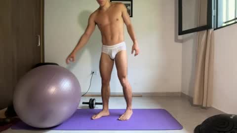 Im Jouliano online show from April 14, 3:44 pm