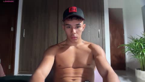 Im Jouliano online show from November 25, 11:07 pm