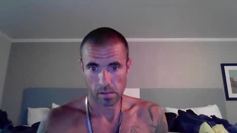 jrizzle1111 online show from April 23, 1:10 am