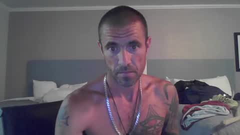 jrizzle1111 online show from April 24, 12:57 am