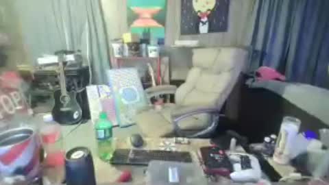 jrizzle1111 online show from June 25, 3:31 am