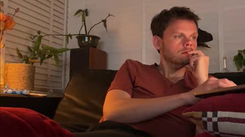 JoyBoy online show from March 8, 9:30 pm