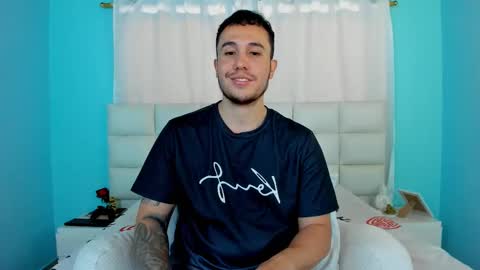 Snapshot of juan__jimenez chatting on September 24, 8:40 pm Juan online show from September 24, 8:40 pm