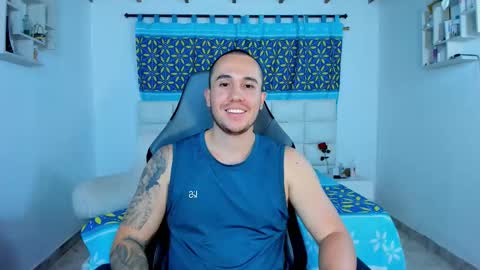 Snapshot of juan__jimenez chatting on February 1, 11:48 pm Juan online show from February 1, 11:48 pm