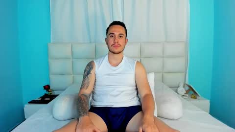 Snapshot of juan__jimenez chatting on October 29, 1:30 am Juan online show from October 29, 1:30 am