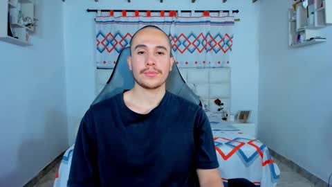 Snapshot of juan__jimenez chatting on March 9, 12:31 am Juan online show from March 9, 12:31 am