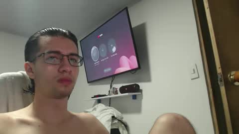 juanboytw online show from September 15, 1:08 am