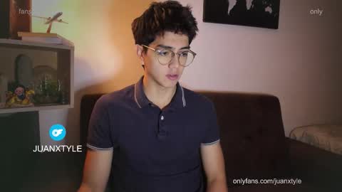 . online show from November 24, 7:04 pm