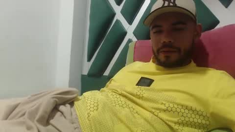 Snapshot of juanfe_style chatting on October 13, 5:46 am juanfe_style online show from October 13, 5:46 am