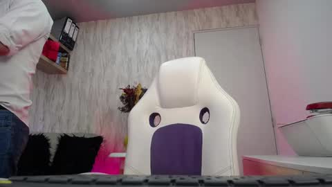 Juan k online show from March 11, 4:30 am