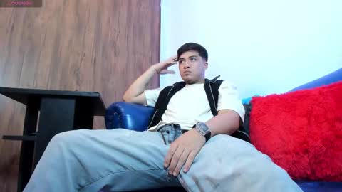 Snapshot of juanmechanic chatting on October 24, 5:14 pm JUAN  online show from October 24, 5:14 pm