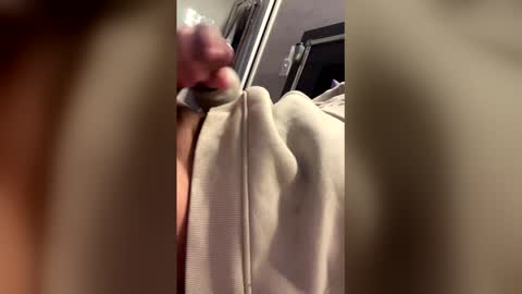 juanpablovg22 online show from March 18, 7:17 pm