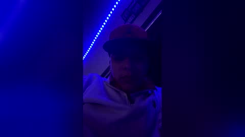 juanpablovg22 online show from March 13, 5:30 pm