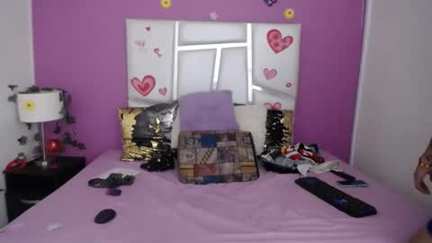 Snapshot of juanse18hot chatting on October 23, 7:23 am juanse18hot online show from October 23, 7:23 am